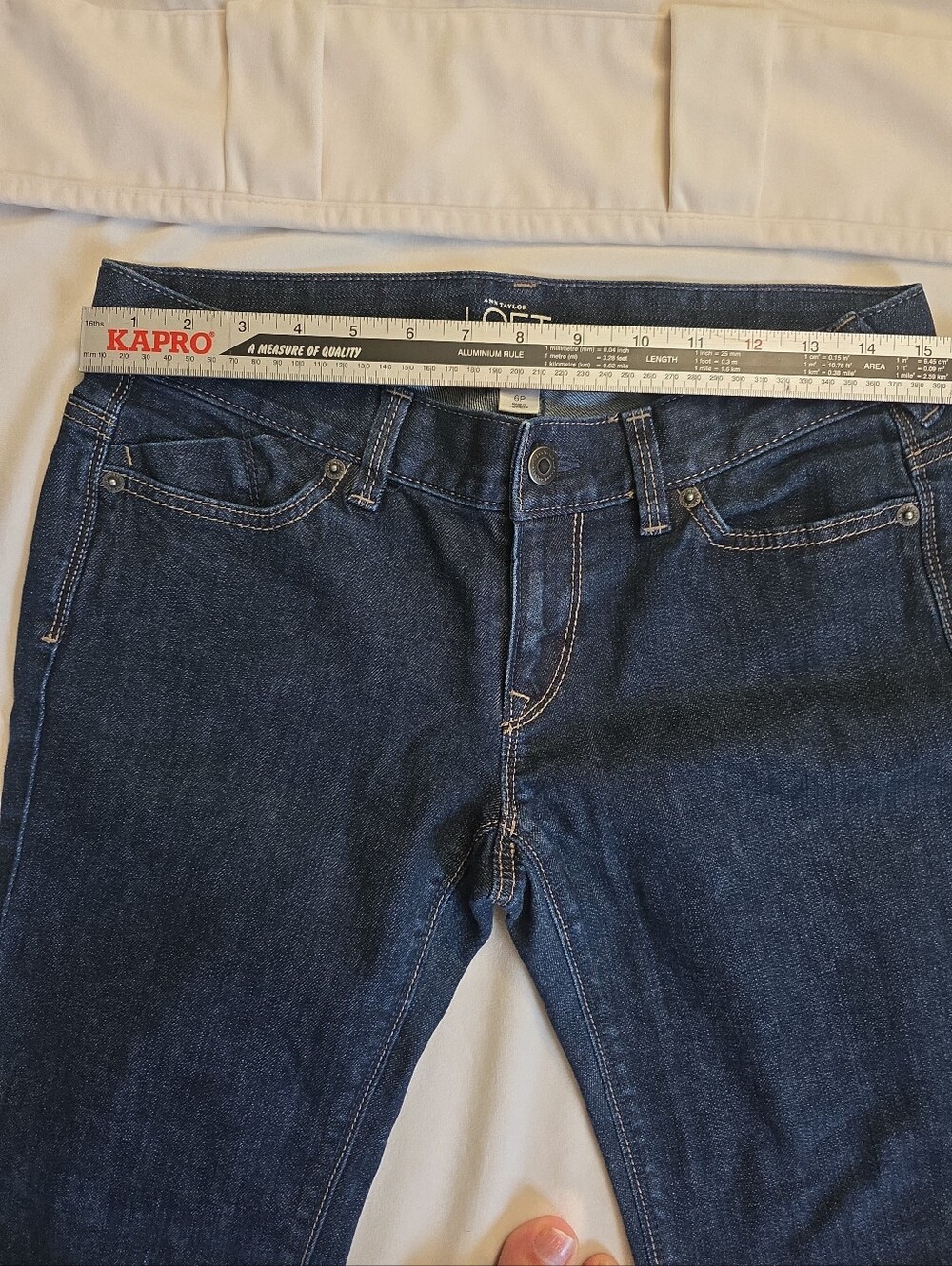 LOFT Women's Flare Jeans Dark Wash Blue Denim Size 6P - Picture 3 of 10